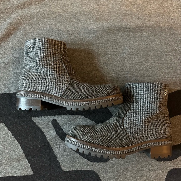 Chanel Men’s boots size 43 - Picture 2 of 16